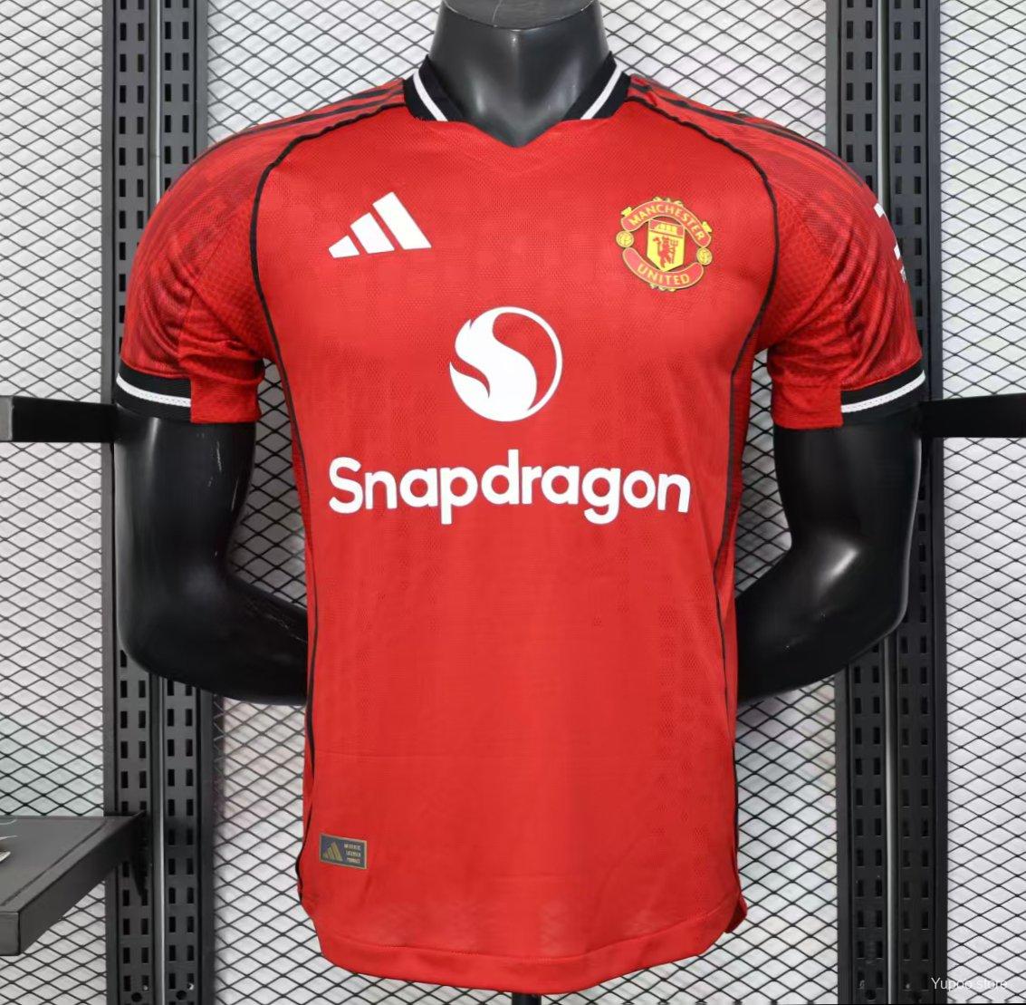 Manchester United Bundle 25/26